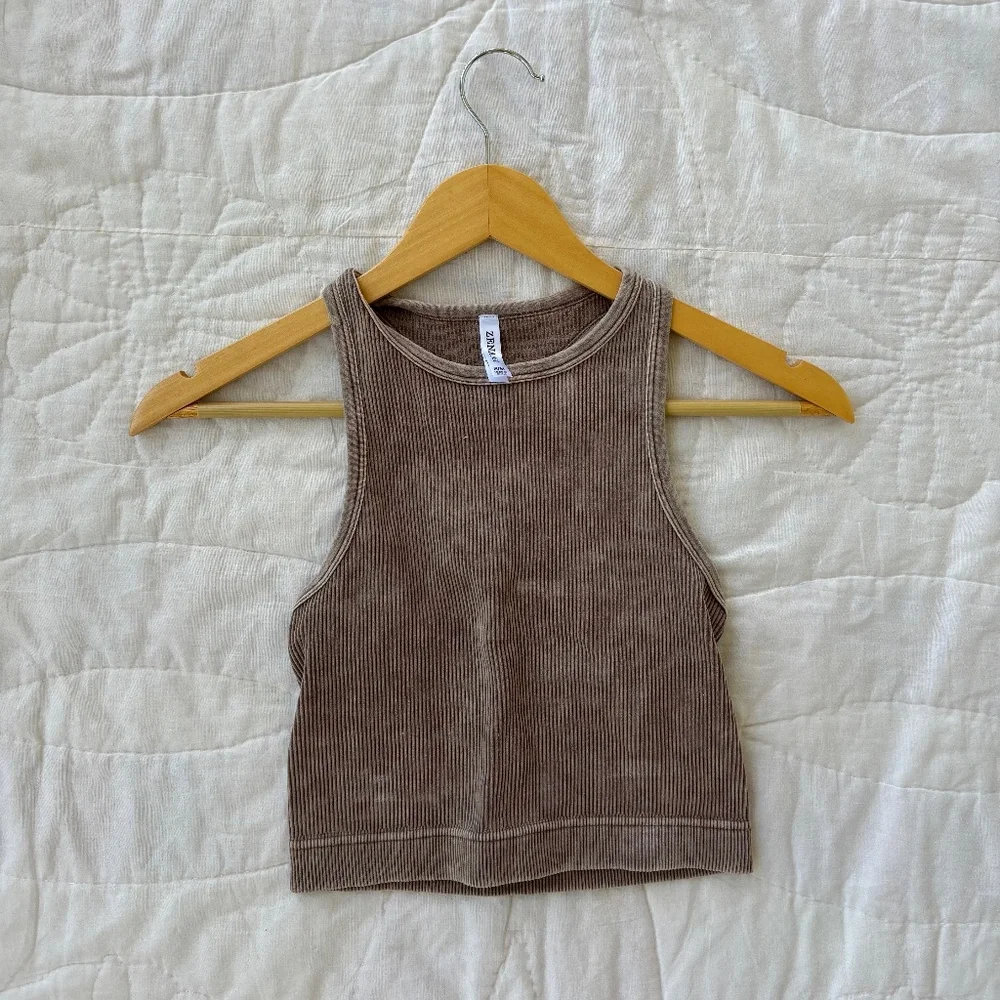 SOLD Ribbed Crop Top - Picture 1 of 3